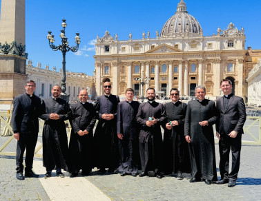 Padres da Arquidiocese de Maringá participam de Audiência Geral com o Papa
