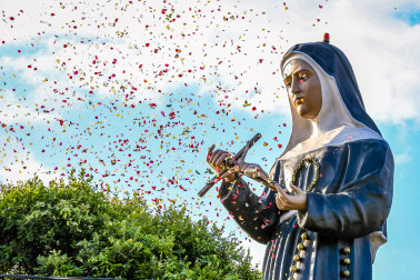 Paróquia e Santuário Santa Rita de Cássia celebra padroeira com programação especial e linha exclusiva de ônibus em Maringá